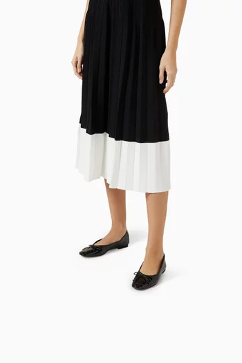 Arissa Ballet Flats in Croc-embossed Leather