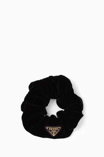 Triangle Logo Scrunchie in Velvet