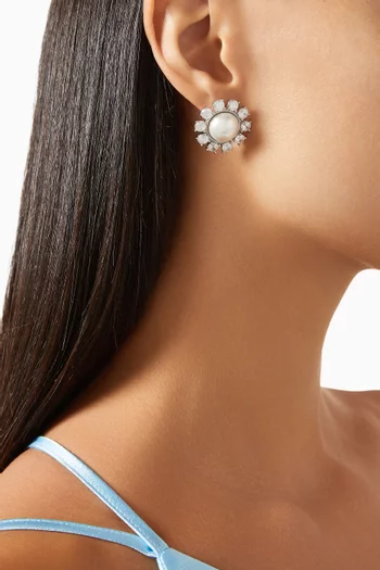 Daisy Pearl Earrings in Plated Silver