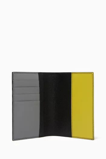 Dauphine Passport Holder in Calfskin