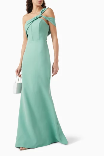 فستان طويل بكتف مكشوف