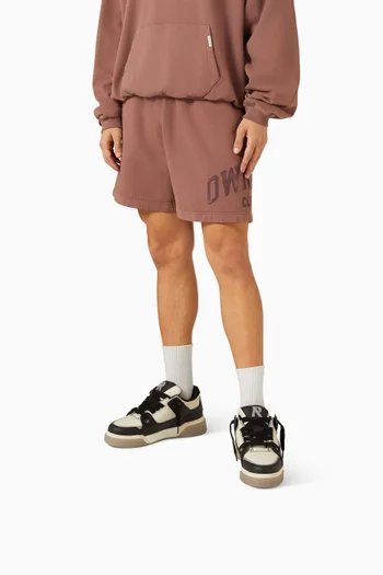 سنيكرز ستوديو جلد