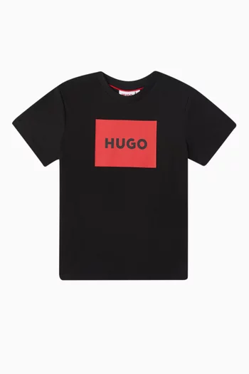 تي شيرت بشعار الماركة قطن عضوي