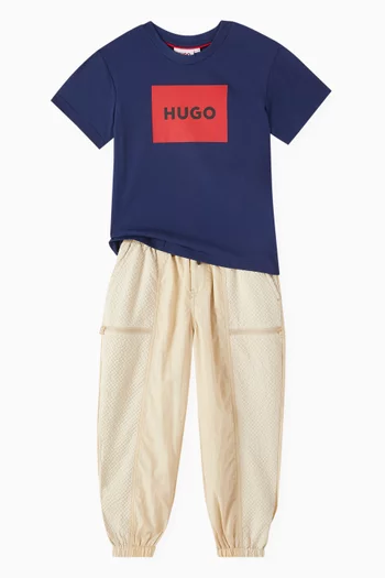 تي شيرت بشعار الماركة قطن عضوي