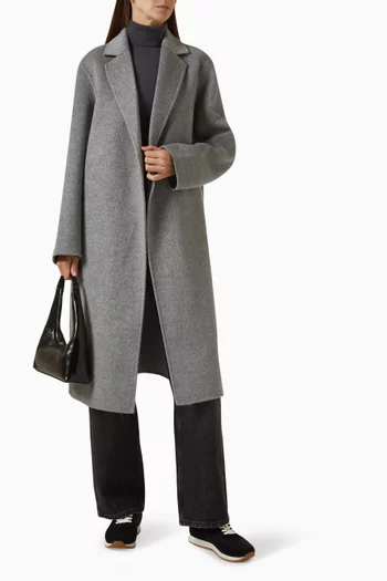 Belted Coat in Merino-wool