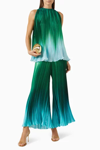 Soft Pleated Flared Pants