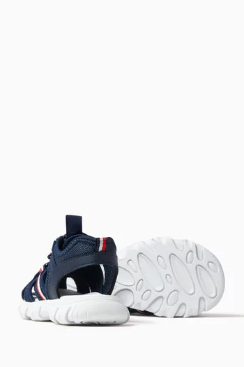 Flag-strap Sandals in Mesh