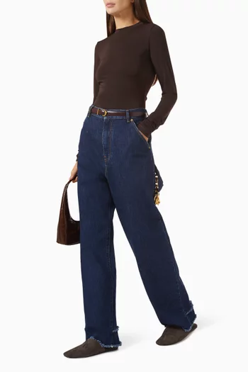 بلوزة كارمن بفتحة رقبة مستديرة