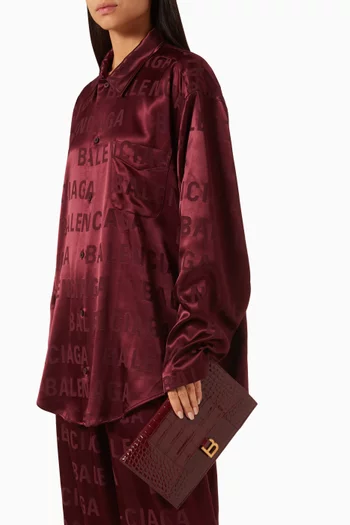 Hourglass Flat Pouch in Croc-embossed Leather