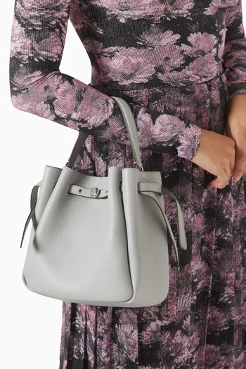 Romy Bucket Bag in Leather