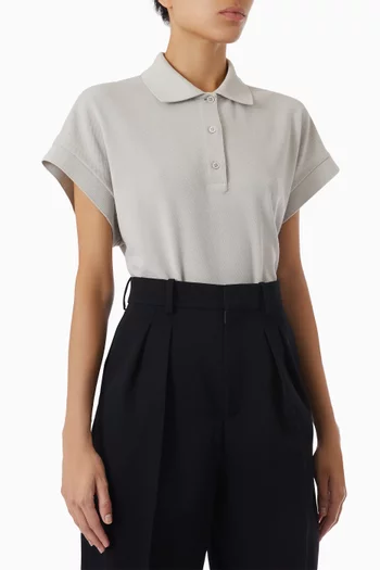 Cassandre Polo in Piqué