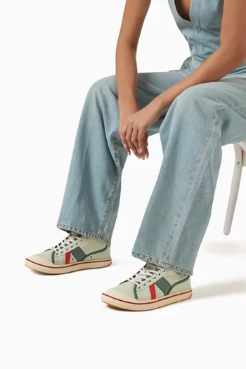 Eliot Mid-top Sneakers in Canvas