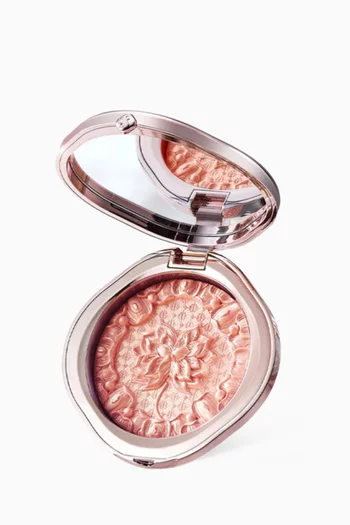 هايلايتر توين لوتس ريليف بتوهج لامع درجة 02 امبر جلو، 7 غرام