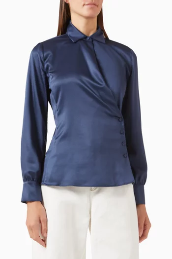 قميص بتصميم ملفوف بأزرار ستان