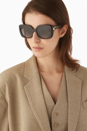 نظارة شمسية كبيرة بإطار مربع أسيتات