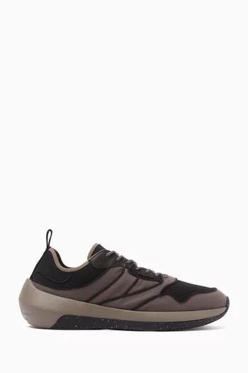 Sneakers in Mesh