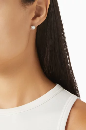 Rectangle Diamond Stud Earrings in 18kt White Gold