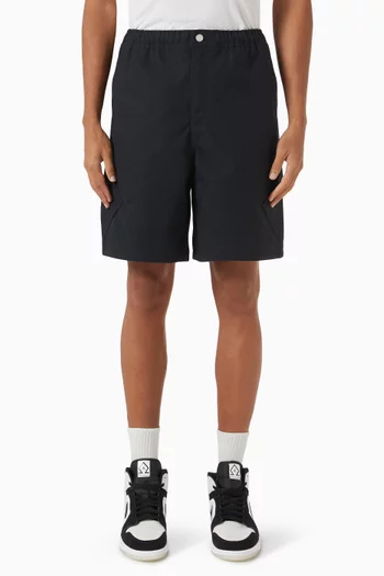 Essentials Statement Chicago Shorts in Cotton