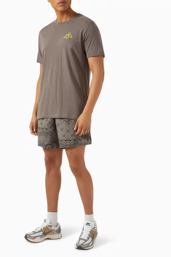 شورت تريل للجري بطول 6 بوصة وتقنية Dri-FIT