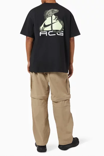 تي شيرت بتقنية Dri-FIT وطبعة إيجوانا من مجموعة ايه سي جي
