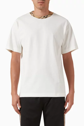 تي شيرت بشريط بنقشة مربعات قطن