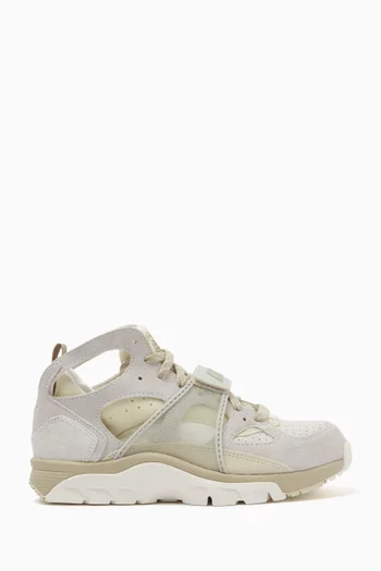 Air Trainer Huarache Sneakers