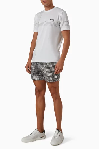 شورت سباحة شيرت بنقشة جذابة