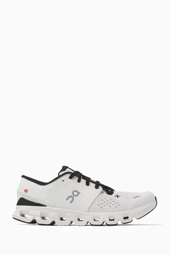 Cloud X 4 Low-top Sneakers in Mesh-knit