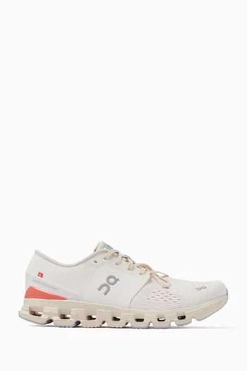 Cloud X 4 Low-top Sneakers in Mesh-knit