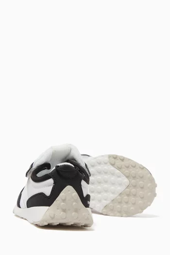 327 Sneakers