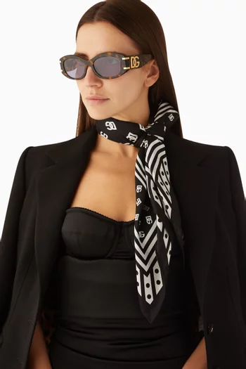 نظارة شمسية بإطار بيضاوي أسيتات