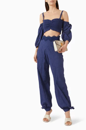 بنطال اوا بحواف دانتيل