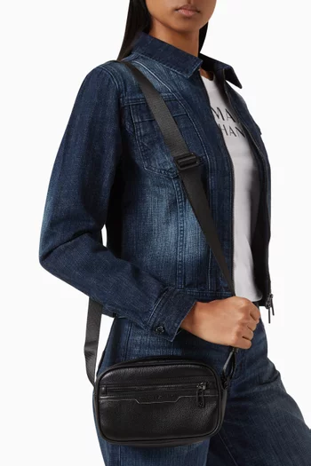 حقيبة كتف بشعار الماركة جلد صناعي