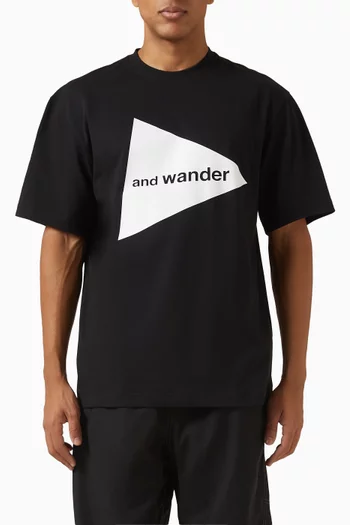 تي شيرت 85 بشعار الماركة مزيج قطن