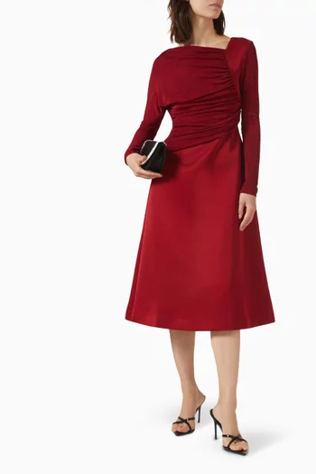 فستان متوسط الطول بدرابيه