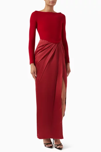 فستان طويل بدرابيه