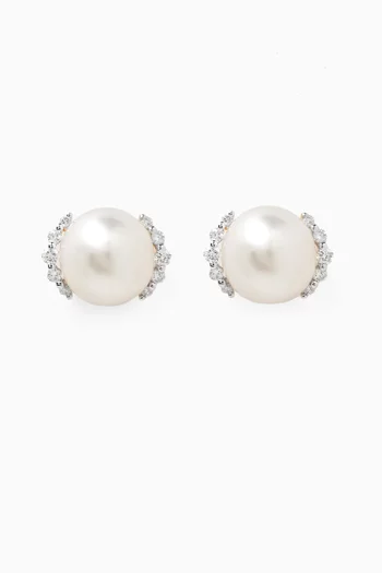 Kiku Cadeau Pearl Stud Earrings in 18kt Yellow Gold