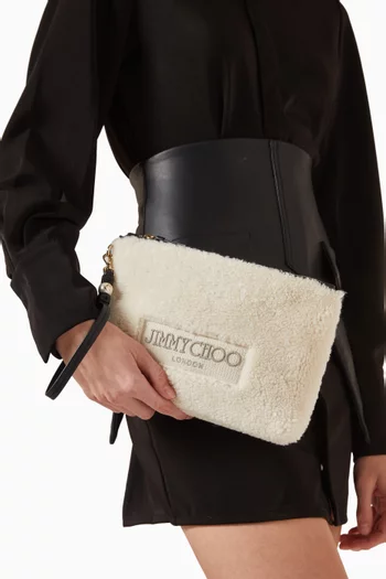 حافظة مسطحة بسحّاب