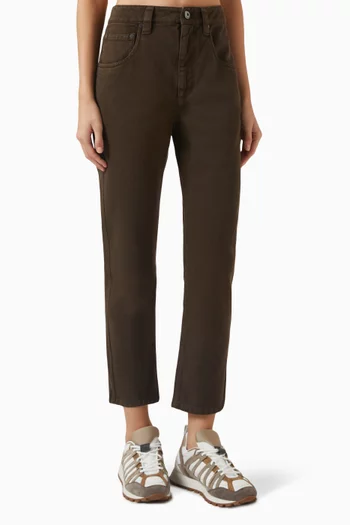 بنطال جينز قصير بقصة ساق مستقيمة