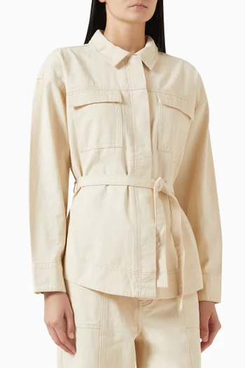 جاكيت ريفا بنمط قميص