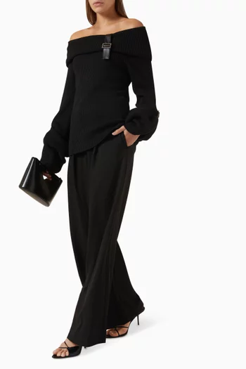 بنطال بقصة ساق واسعة