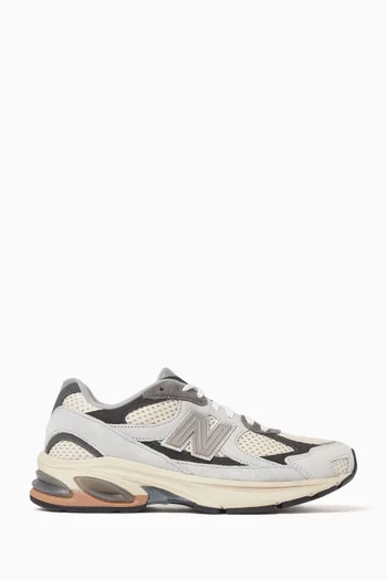2010 Sneakers in Mesh