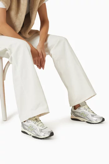 سنيكرز 204 ال قماش شبكي