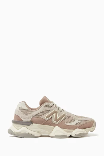 9060 Sneakers in Suede & Mesh