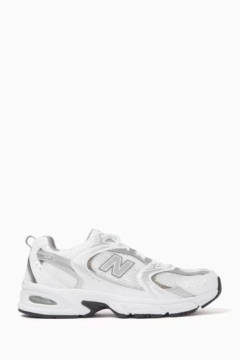 530 Sneakers in Mesh