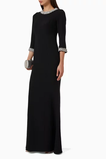 فستان سهرة بأشرطة مطرزة كريب