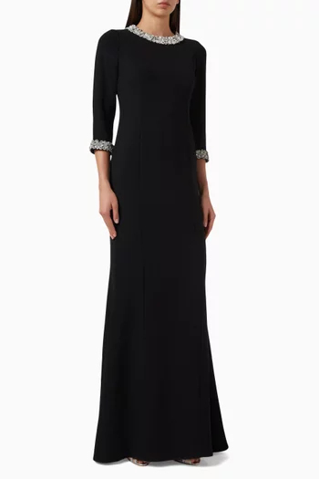 فستان سهرة بأشرطة مطرزة كريب