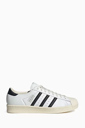 Superstar Low-top Sneakers in Leather