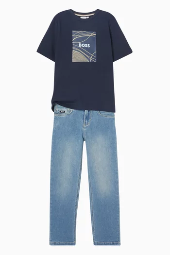 تي شيرت بشعار الماركة قطن