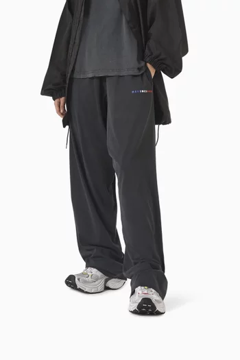 6XL Sneakers in Mesh & PU